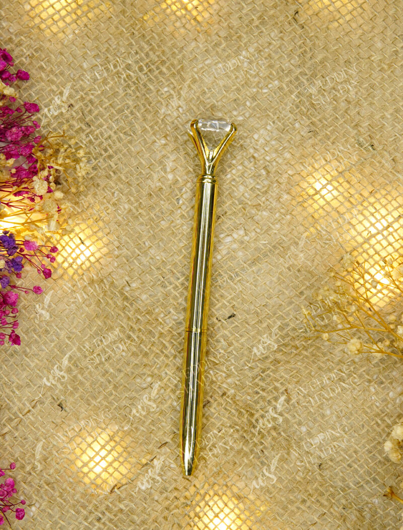 Brilliant and incredibly smooth luxury gold metallic pen handle