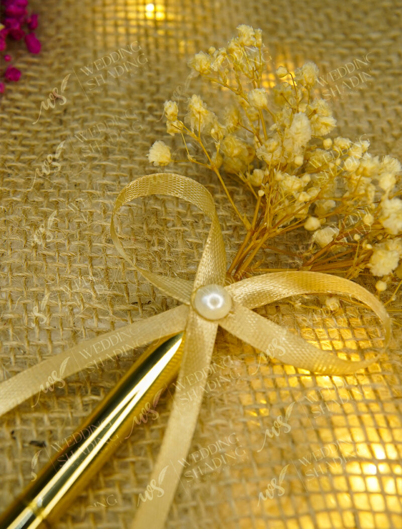 Golden Pen with Dried Floral Bouquet